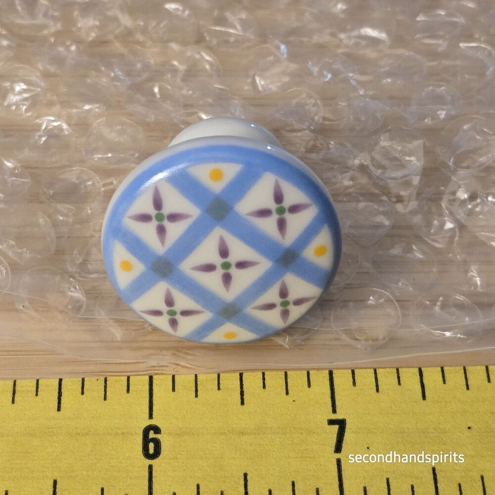 2008 Longaberger Easter Decorative Knob ~ Mint in the Box!